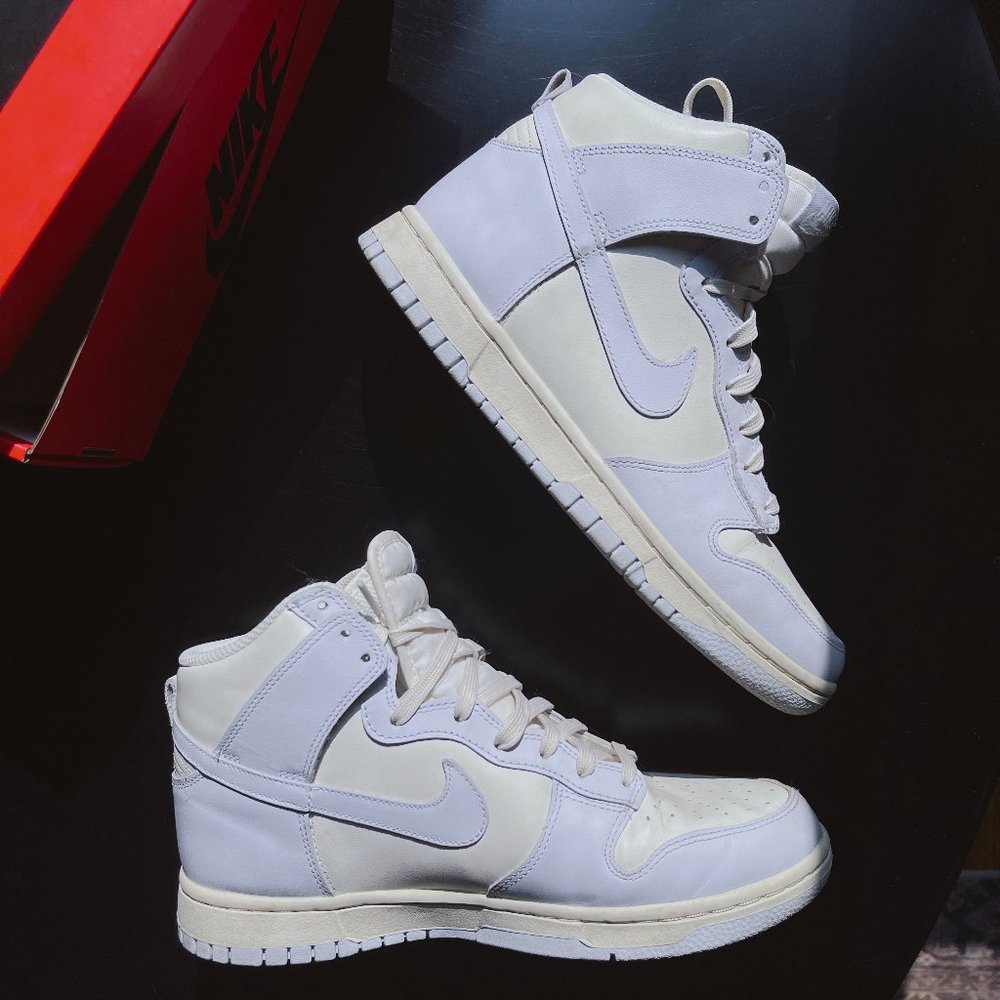 Nike Dunk High Sail Football Grey Size W 9 / M 7.5 DD1869-102